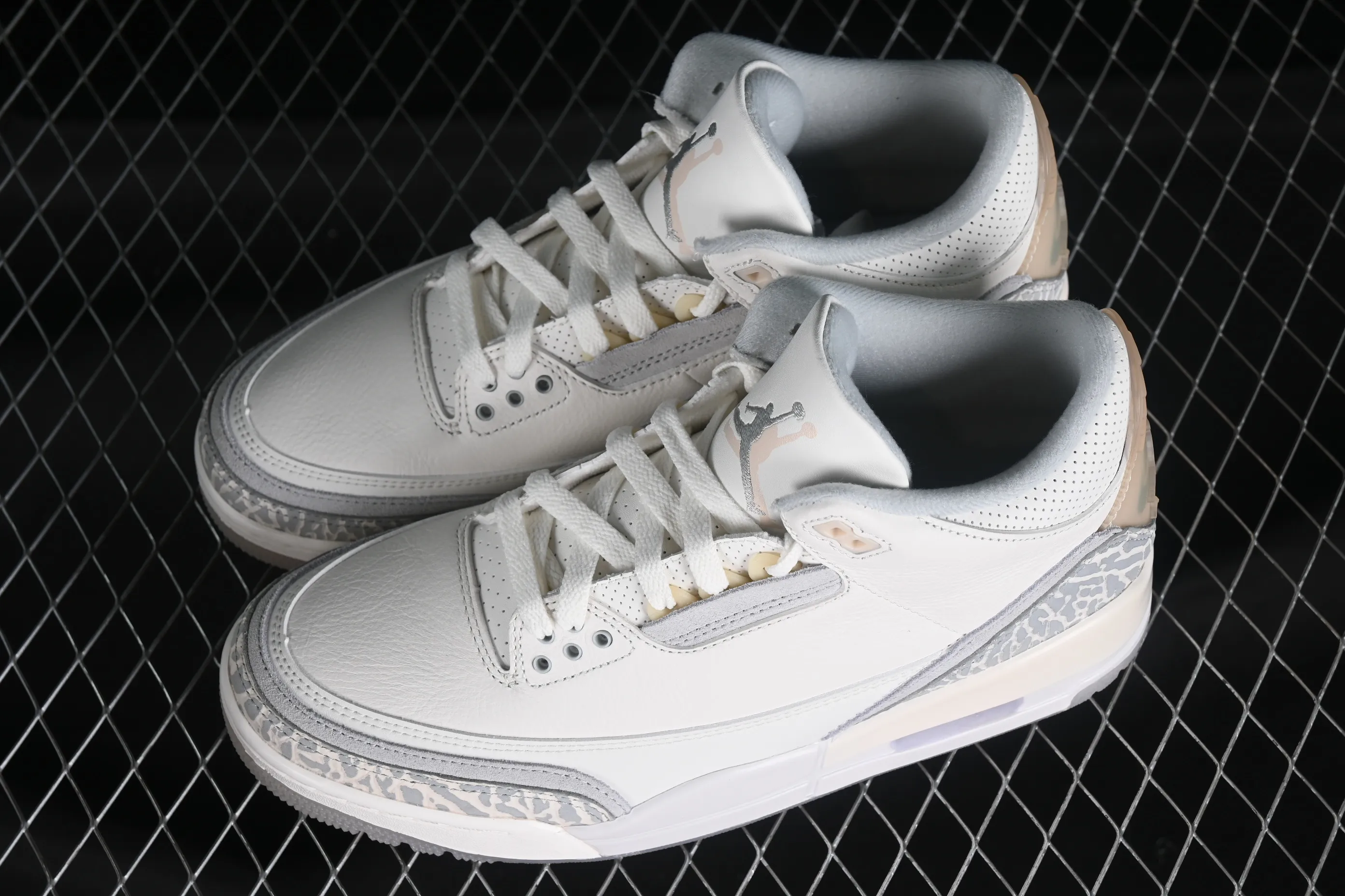 All categories Air Jordan Jordan series basketball shoes Air Jordan 3 foreign trade version Air Jordan 3 "Craft Ivory" AJ3 Joe 3 ivory white full head layer FJ9479-100